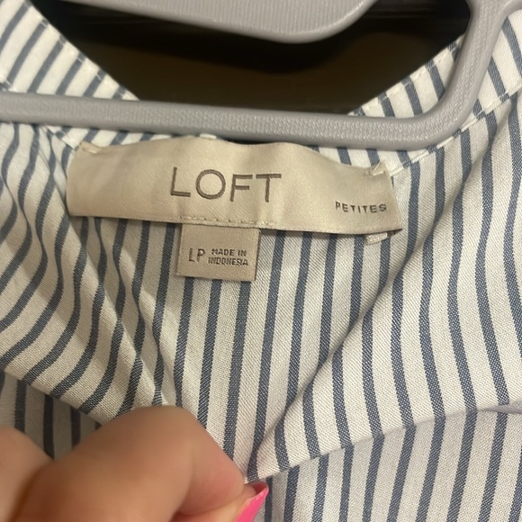 White and blue stripped wrap shirt - Picture 6 of 6